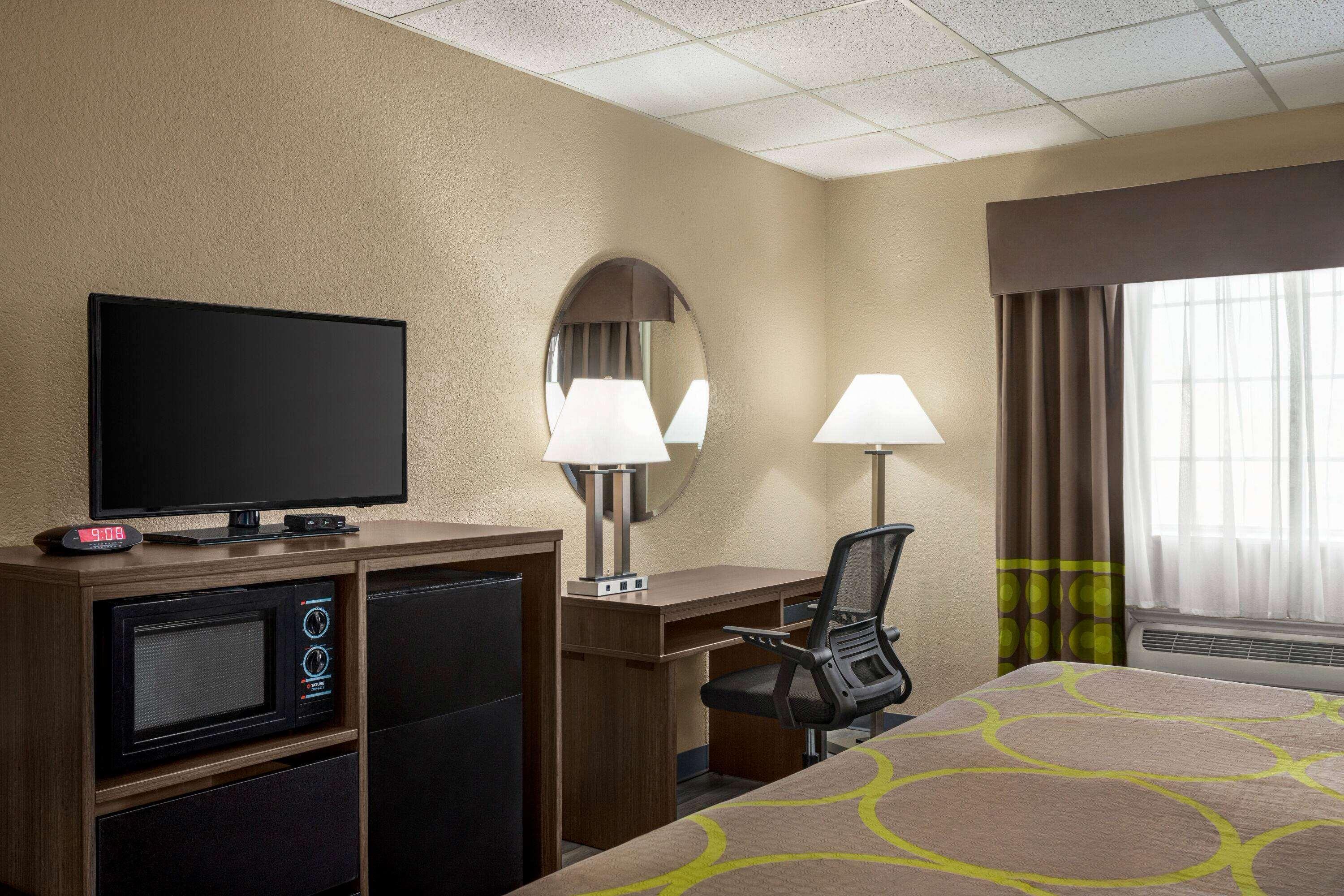 Super 8 By Wyndham Gainesville Tx Экстерьер фото